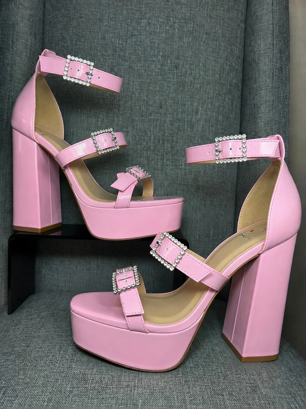 Delicious Shoes “Kebab” Pink Rhinestone Platform Heels – Women’s Size 7.5 – NIB